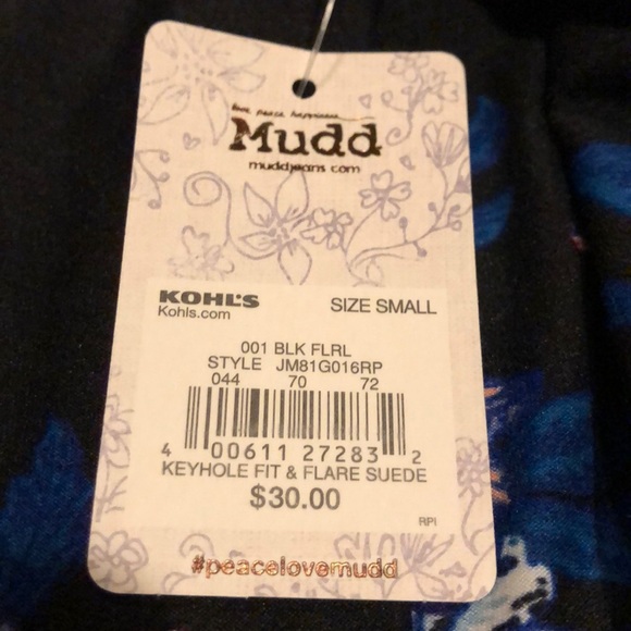 Floral Mudd Skater Dress, tags attached. - Picture 2 of 2